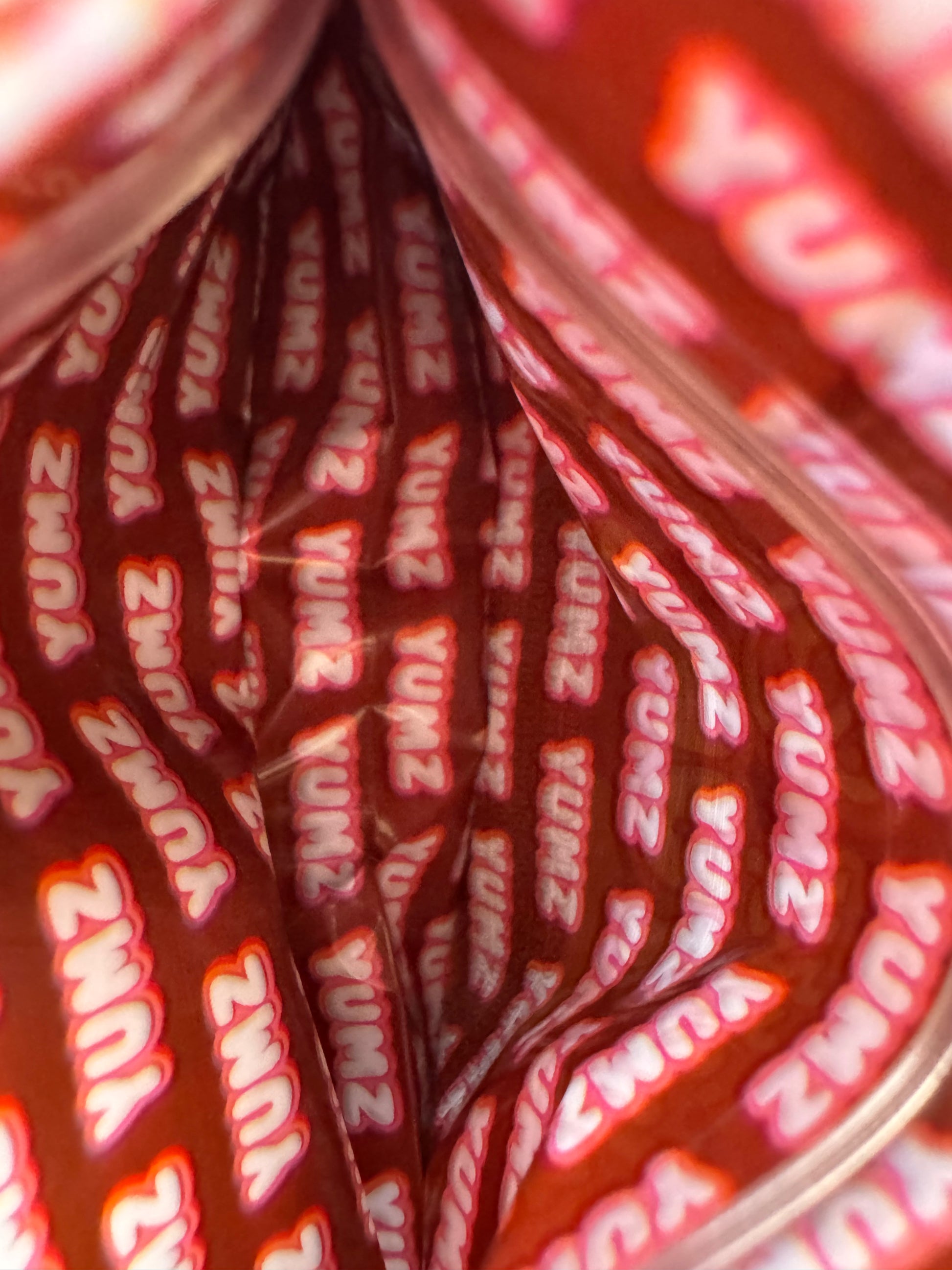 Raspberry Cheesecake Yumz Mylar Bags 3.5g Frosty (streaks) - Fire Mylar  