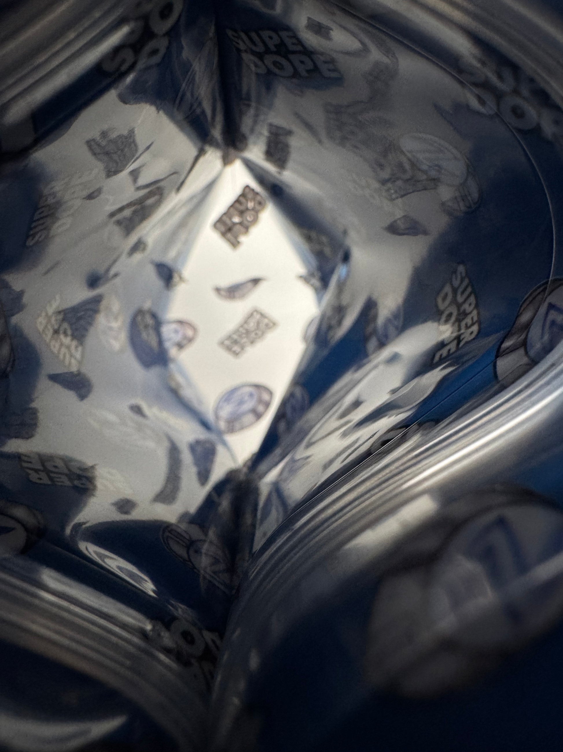 Mega Z Blue Edition 2 Mylar Bags 3.5g Super Dope interior